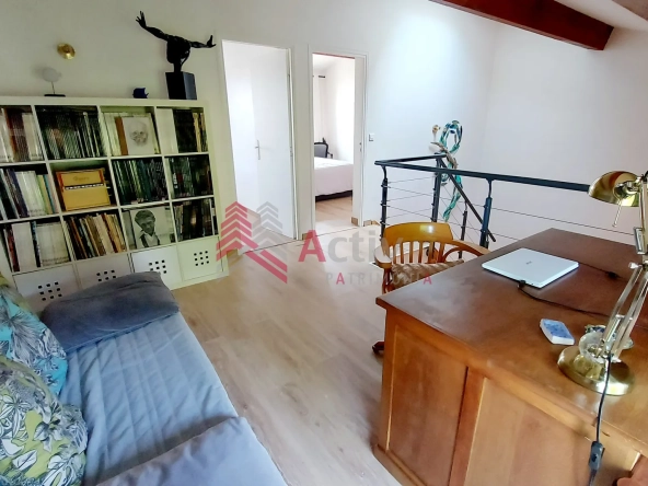 Maison de village rénovée de 96 m² avec extérieur à La Palme 