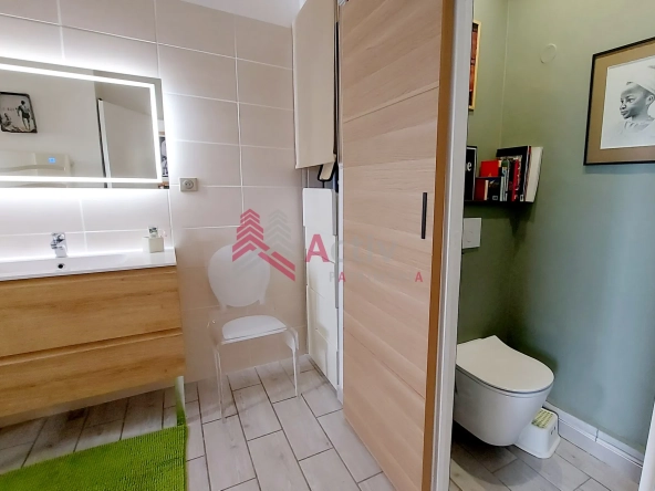 Maison de village rénovée de 96 m² avec extérieur à La Palme 