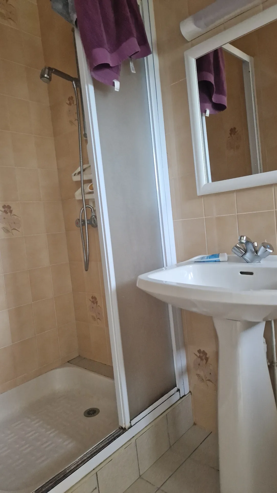A vendre maison rénovée à Lubersac avec jardin et terrasse, proche centre 