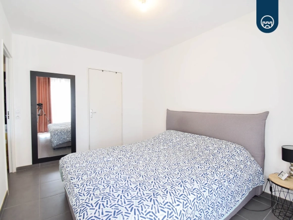 Appartement 2 pièces de 42 m² à Nice proche CHU et universités avec parking et cave 