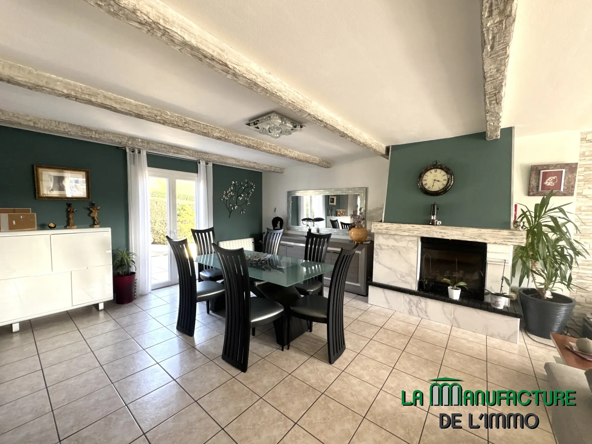 Belle maison familiale F6 avec jardin et vue dégagée à Saint-Étienne Montaudy 