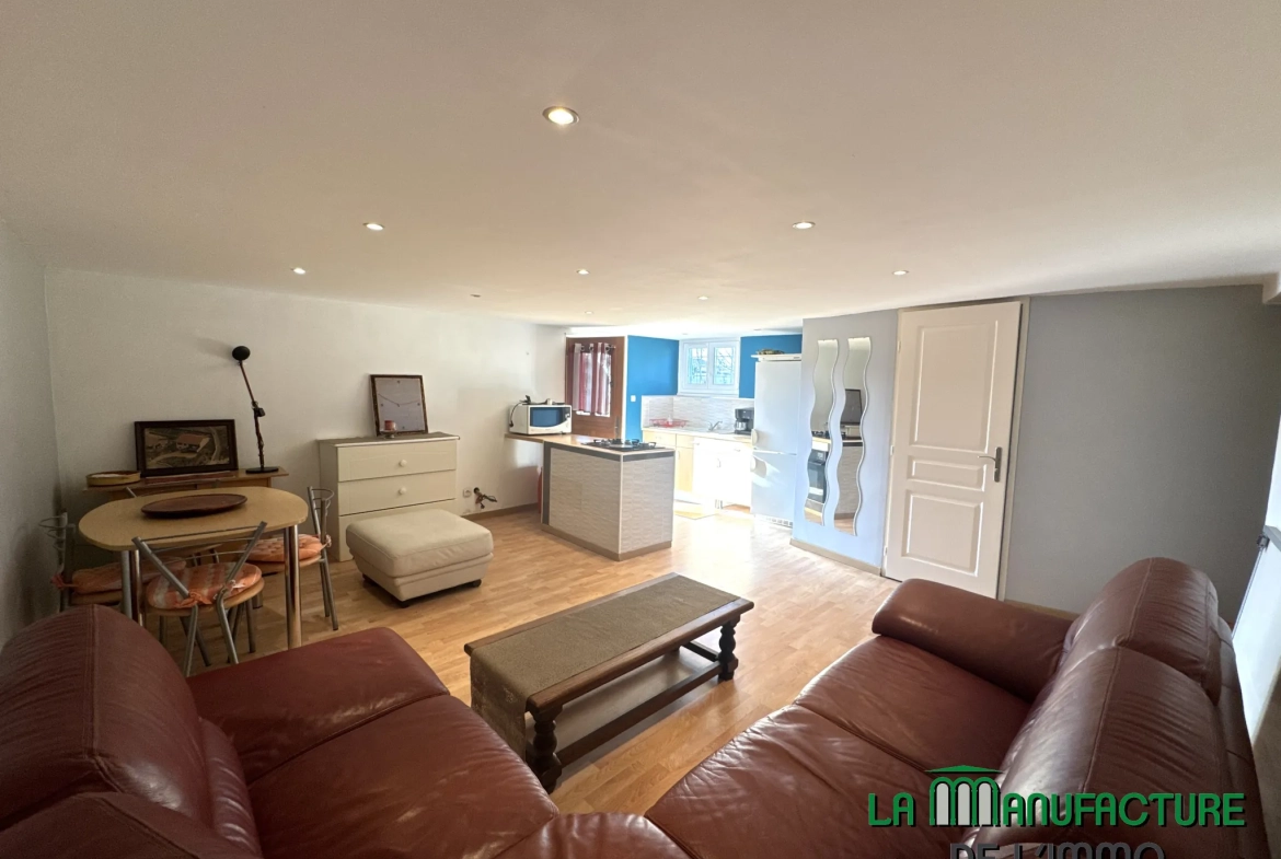 Belle maison familiale F6 avec jardin et vue dégagée à Saint-Étienne Montaudy 