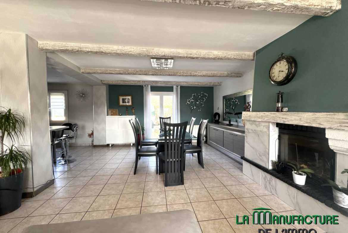 Belle maison familiale F6 avec jardin et vue dégagée à Saint-Étienne Montaudy 