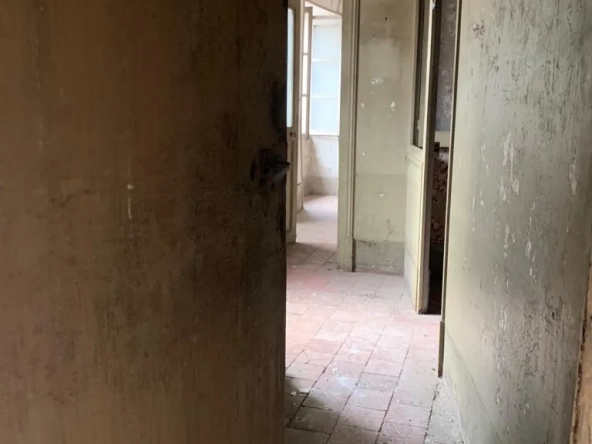 Maison de village à Châteauneuf-Val-de-Bargis à vendre avec travaux et potentiel intéressant 