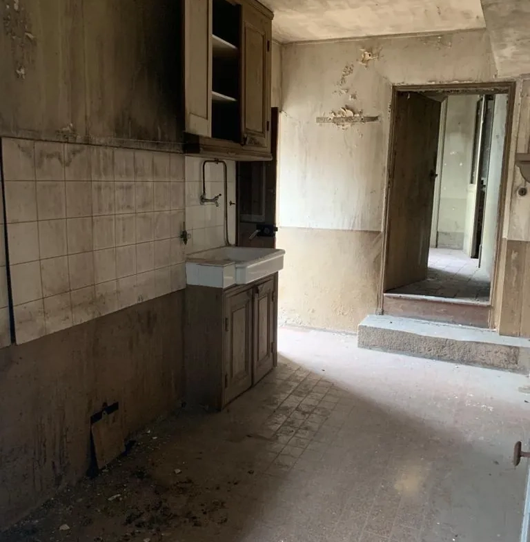 Maison de village à Châteauneuf-Val-de-Bargis à vendre avec travaux et potentiel intéressant 