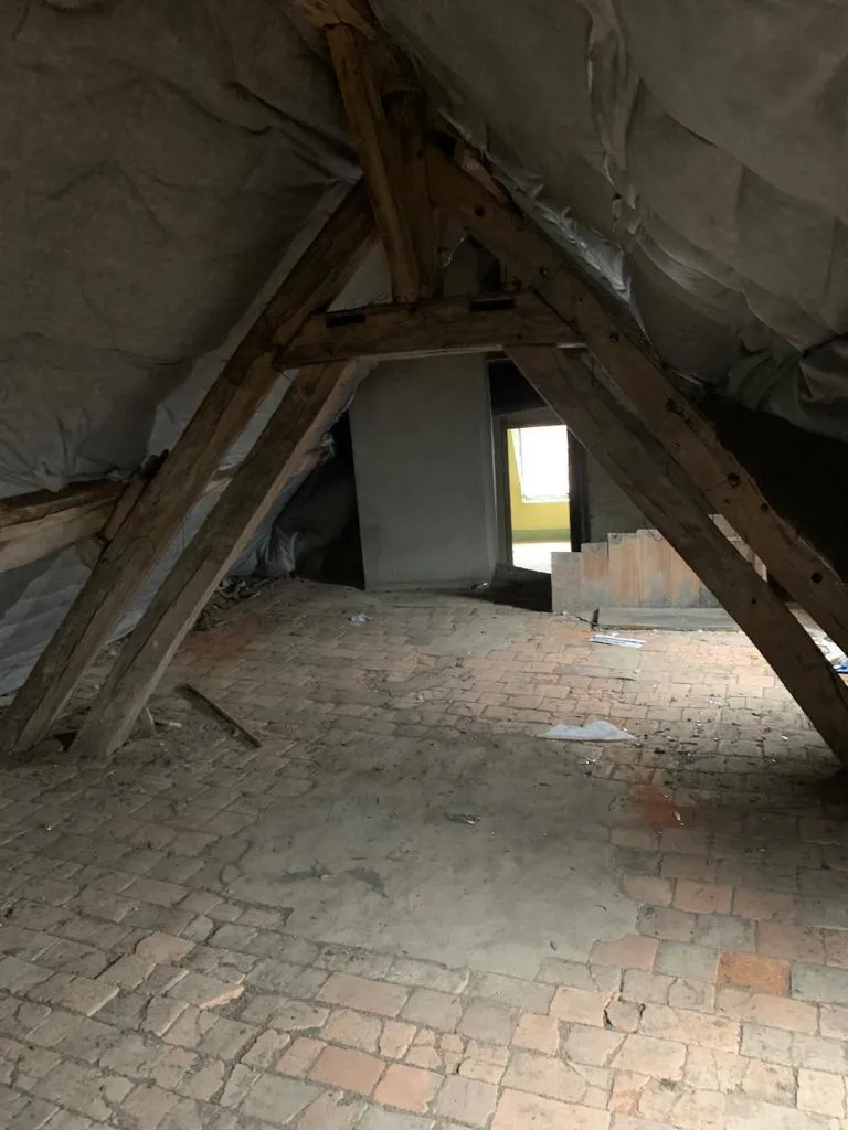 Maison de village à Châteauneuf-Val-de-Bargis à vendre avec travaux et potentiel intéressant 