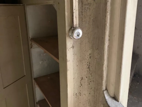 Maison de village à Châteauneuf-Val-de-Bargis à vendre avec travaux et potentiel intéressant 