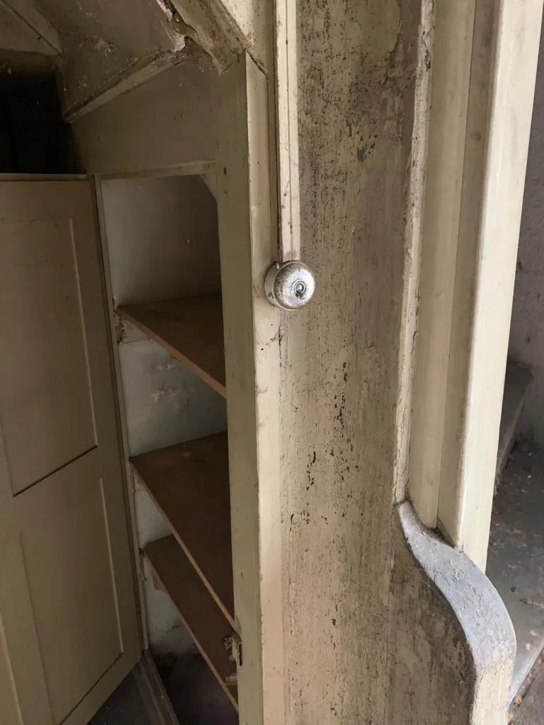 Maison de village à Châteauneuf-Val-de-Bargis à vendre avec travaux et potentiel intéressant 