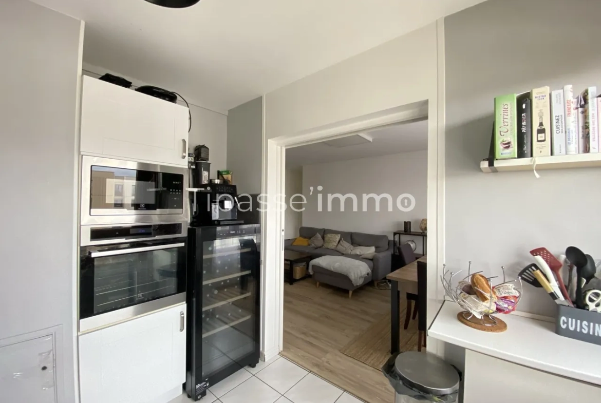 Appartement F2 à vendre à Rouen rive gauche avec parking et résidence sécurisée 