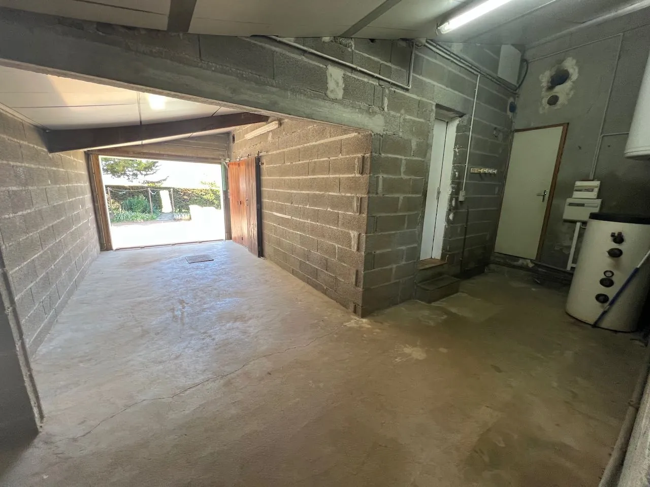 Maison mitoyenne à vendre à Aniche avec jardin et extension en 2024 
