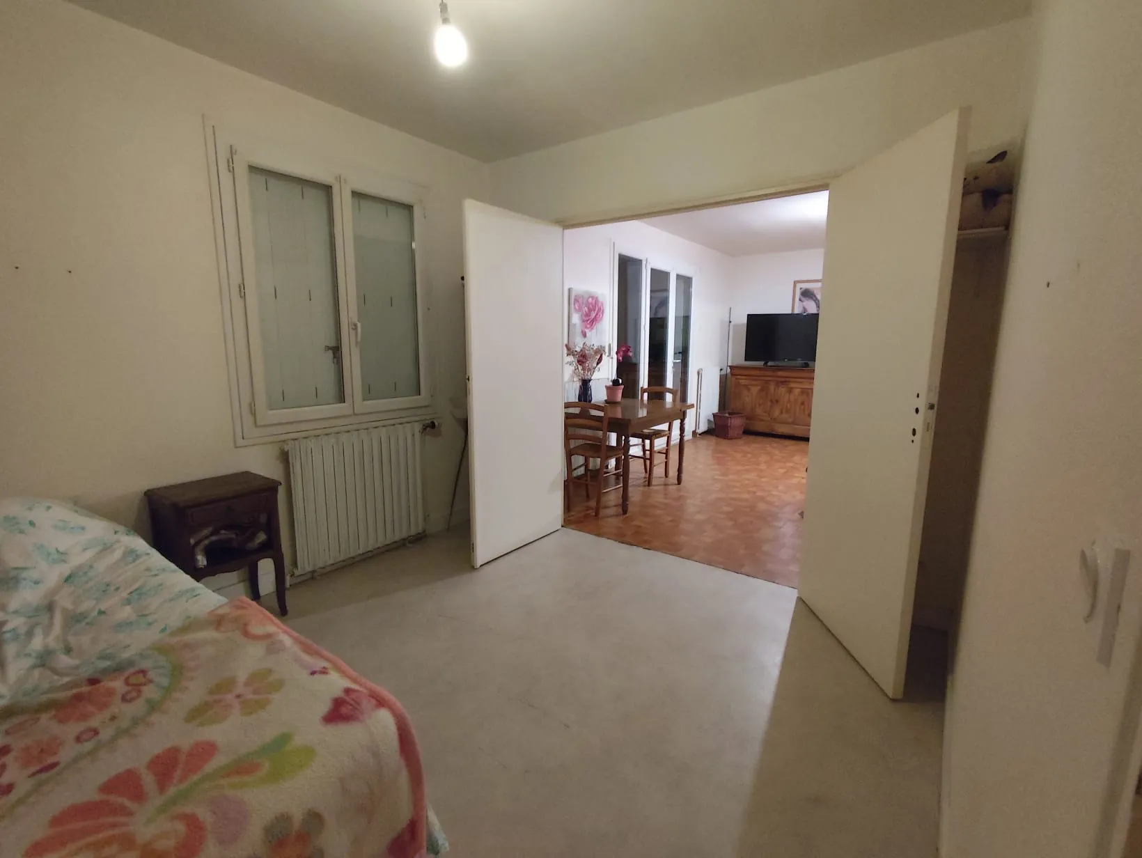 Pavillon avec sous-sol à vendre à Arconnay, 3 chambres, terrain 727 m² 