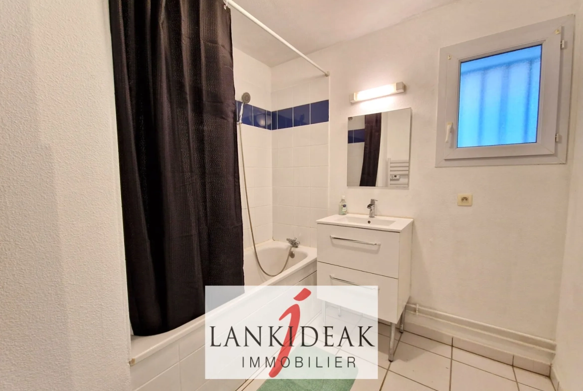 Vente Appartement T2 de 47 m² avec terrasse et parking à Cambo-les-Bains 