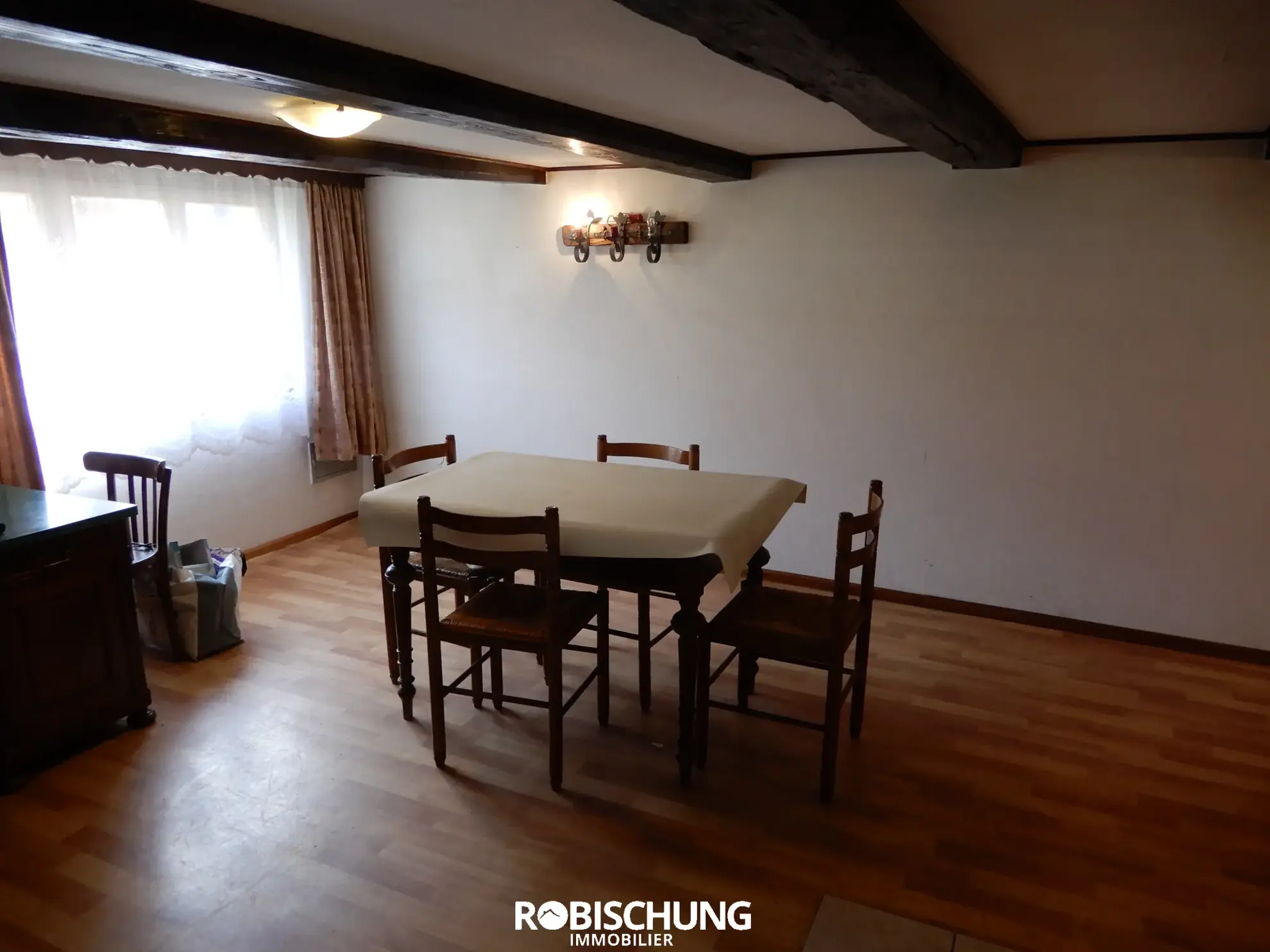 Charmante maison de village à rénover à Bouxwiller - 103 m² avec garage 