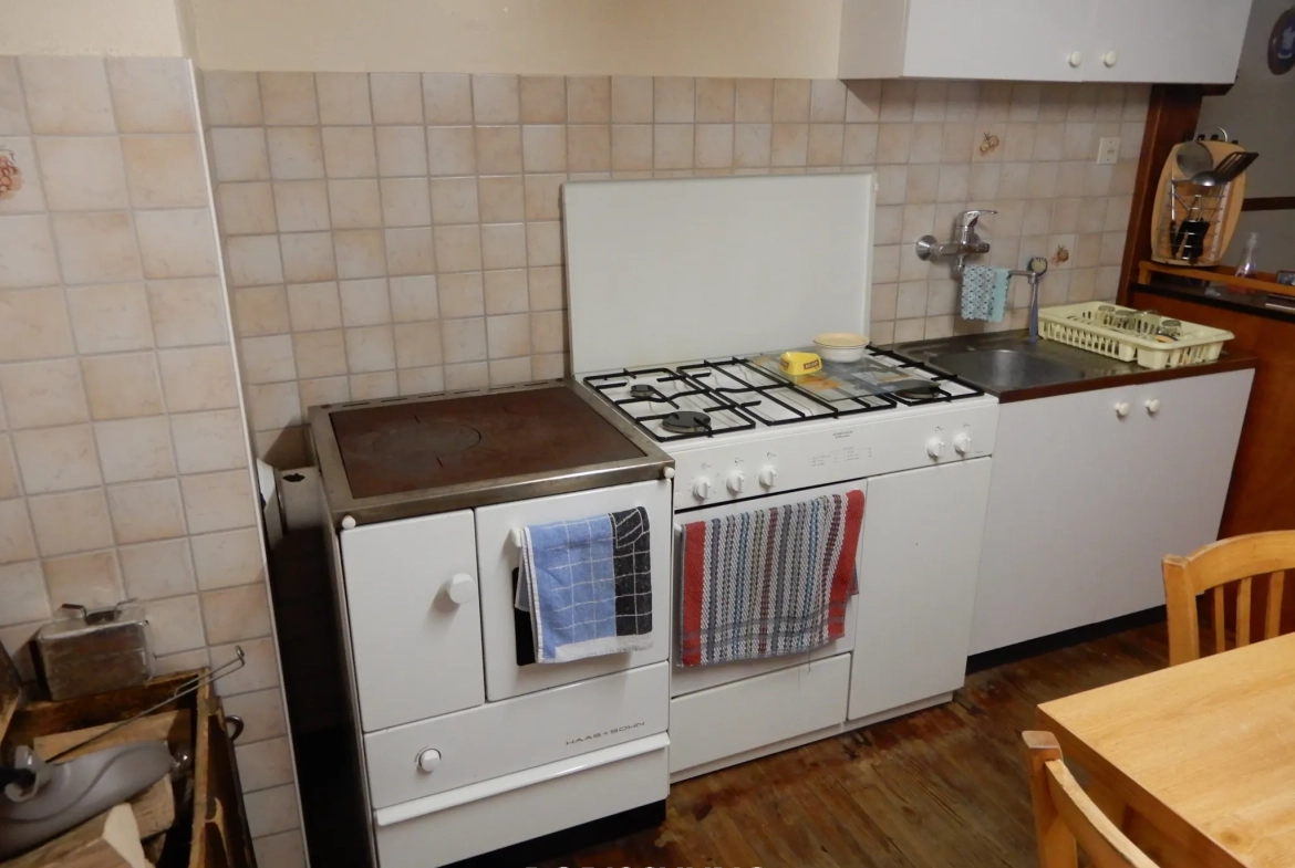 Charmante maison de village à rénover à Bouxwiller - 103 m² avec garage 
