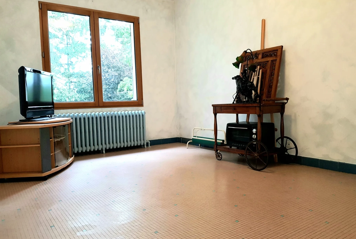 A vendre maison individuelle de 151 m² avec grand terrain à proximité de Nevers 