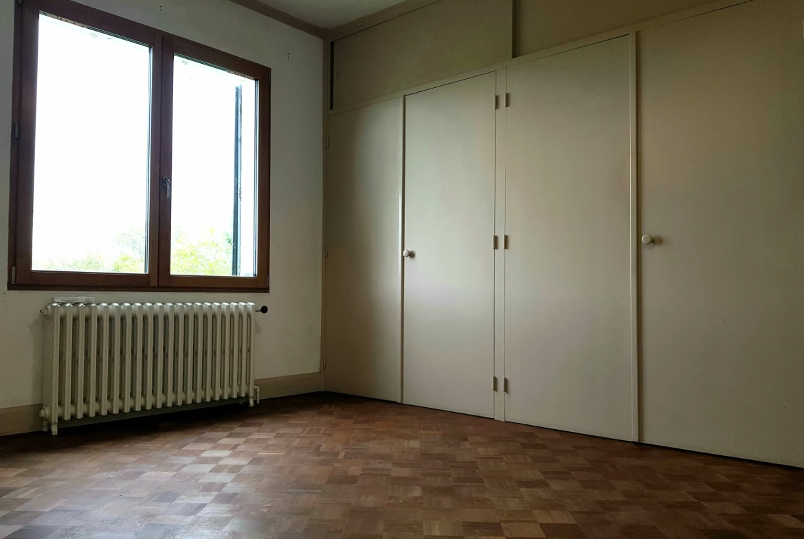 A vendre maison individuelle de 151 m² avec grand terrain à proximité de Nevers 