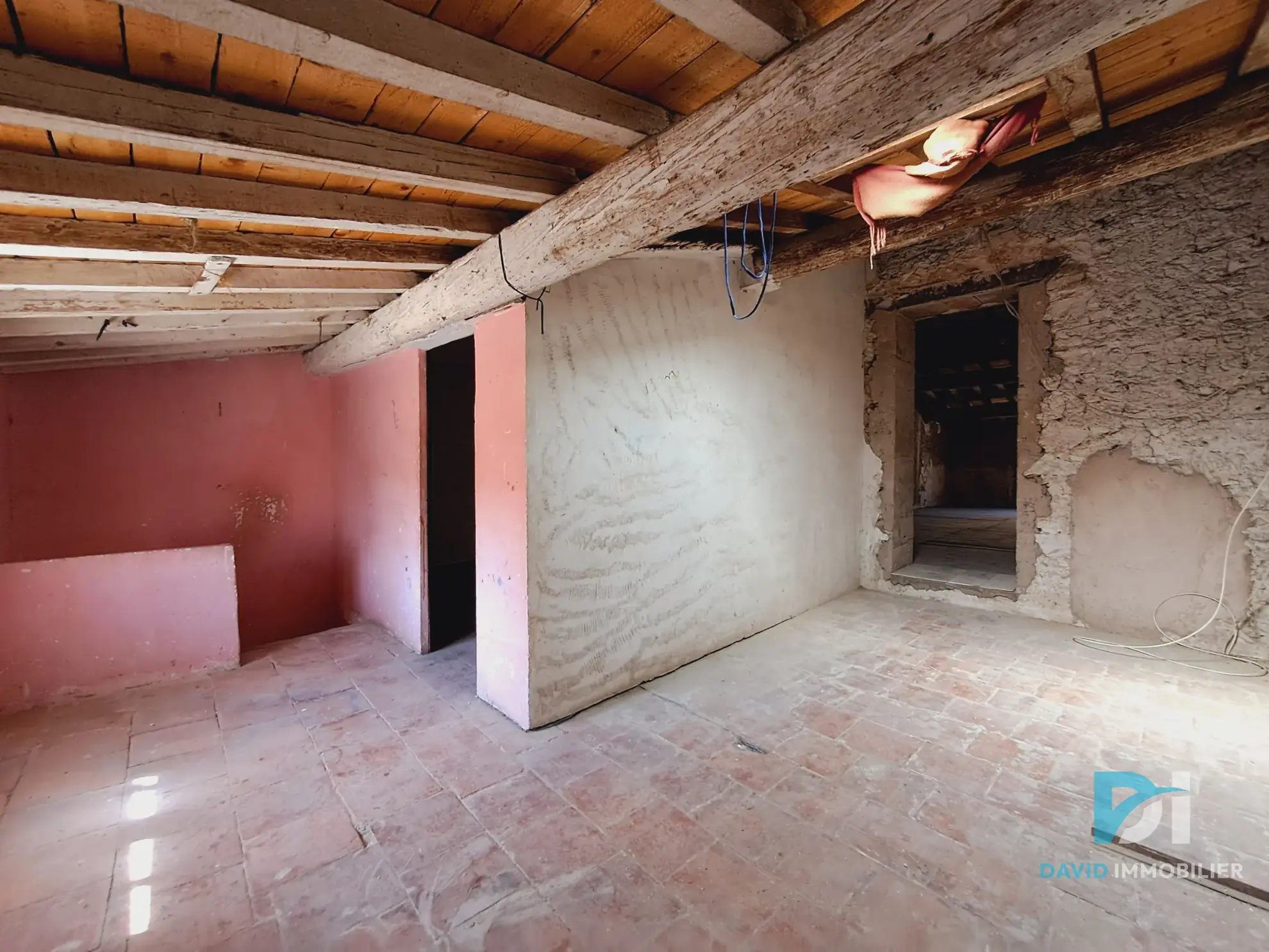 Maison de village lumineuse 140 m² à Florensac – Idéal pour investissement 