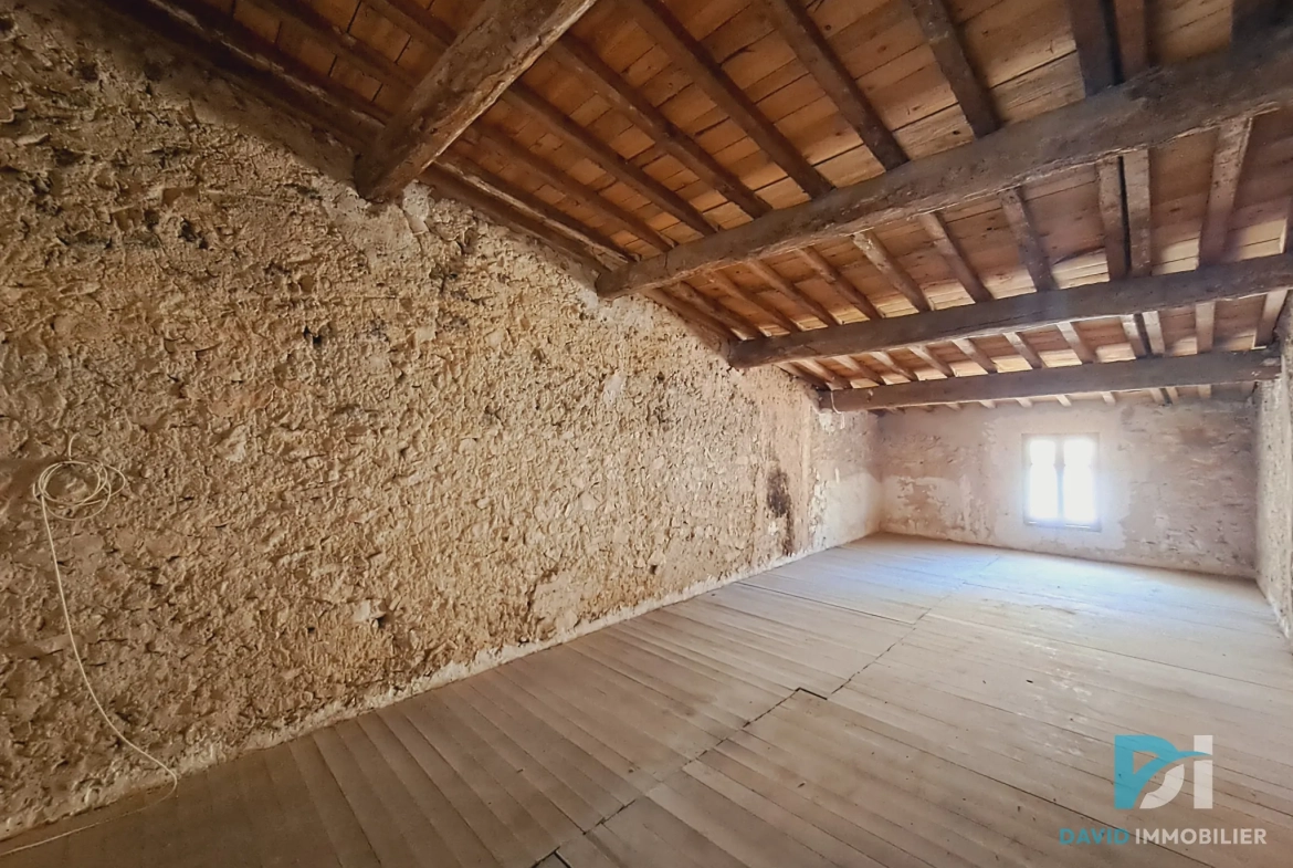 Maison de village lumineuse 140 m² à Florensac – Idéal pour investissement 