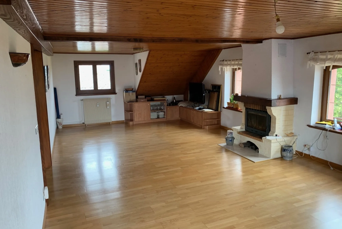 Appartement 2/3 pièces de 89 m² avec combles à Obersteigen, Wangenbourg-Engenthal 