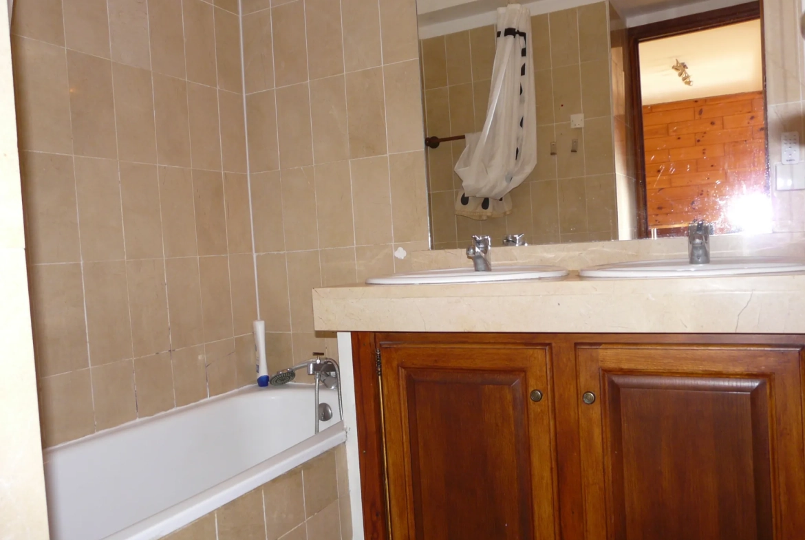 Appartement T2 rénové avec terrasse à Font-Romeu - Vue montagnes 