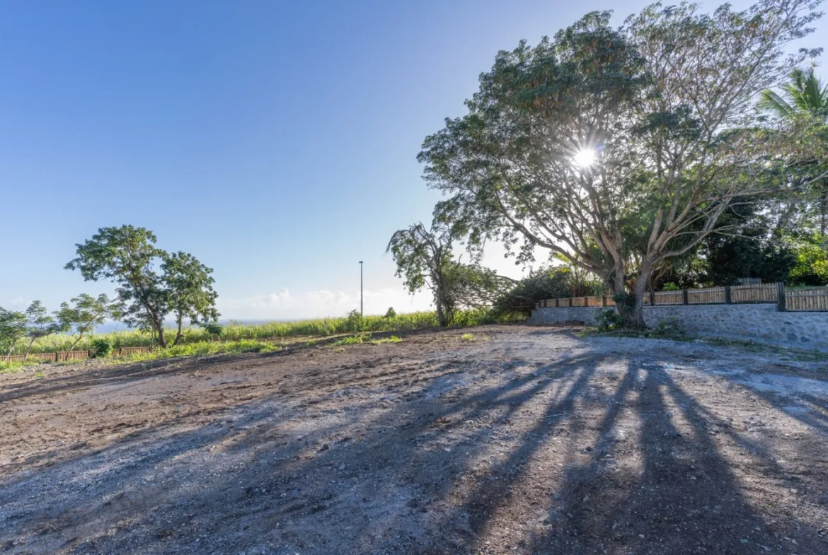 Terrain constructible de 396 m² à Beauséjour, Saint Marie - Opportunité à saisir 