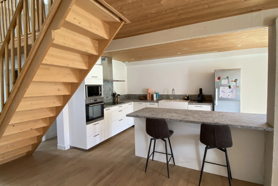 Belle maison familiale avec jardin et garage à Casseuil (33) 
