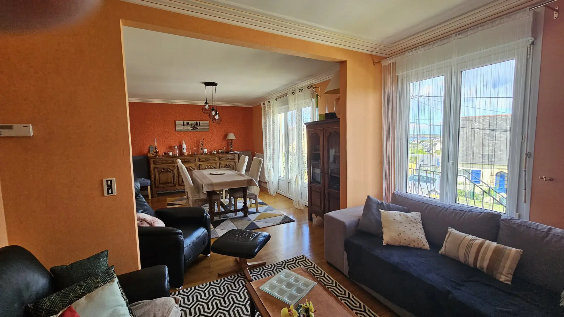 Belle maison familiale à Camaret-sur-Mer avec jardin et garage 