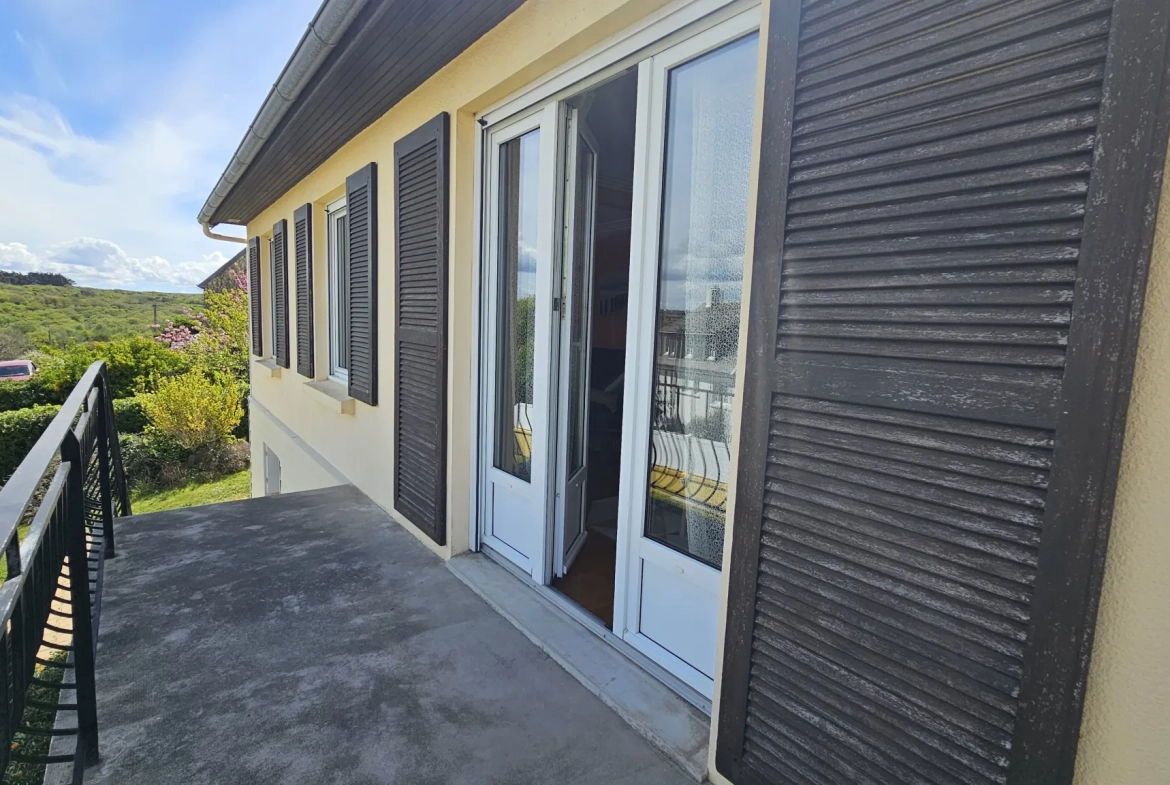 Belle maison familiale à Camaret-sur-Mer avec jardin et garage 