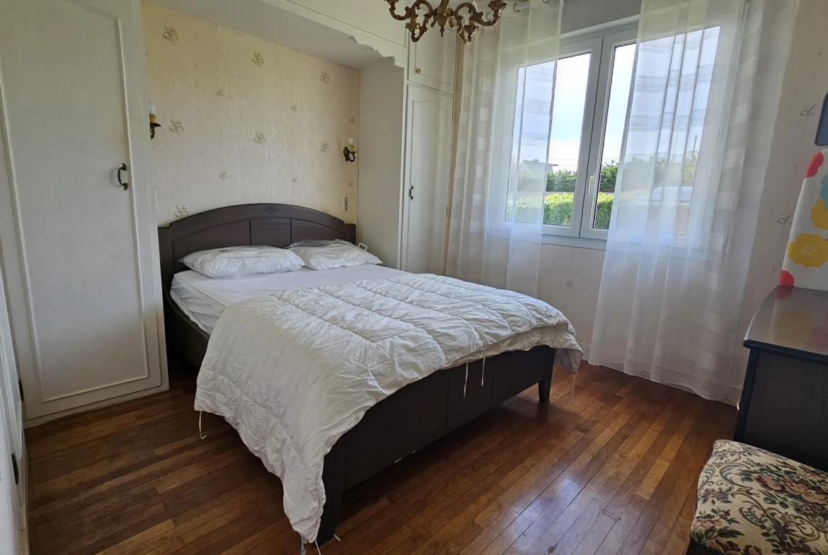 Belle maison familiale à Camaret-sur-Mer avec jardin et garage 