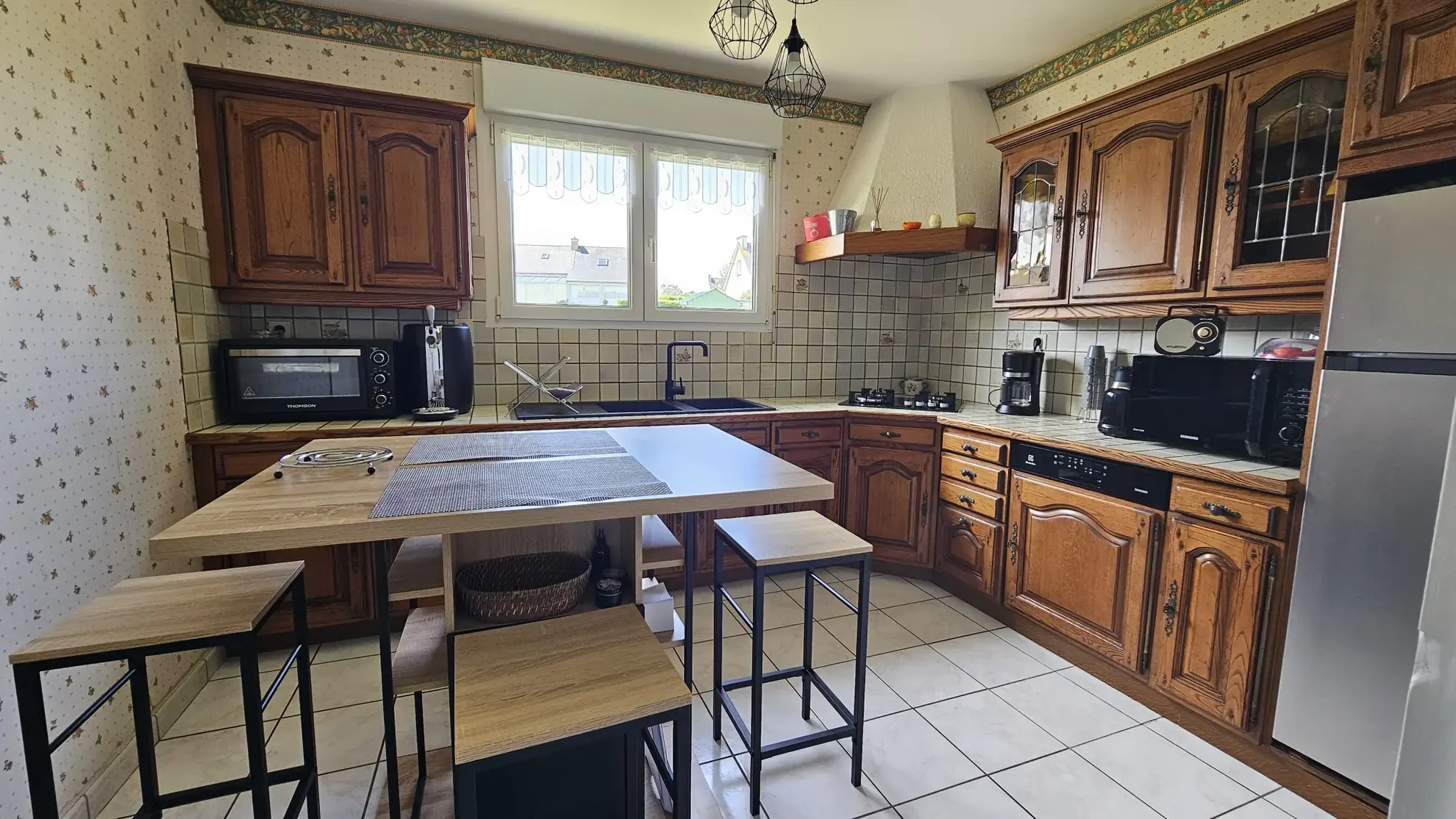 Belle maison familiale à Camaret-sur-Mer avec jardin et garage 
