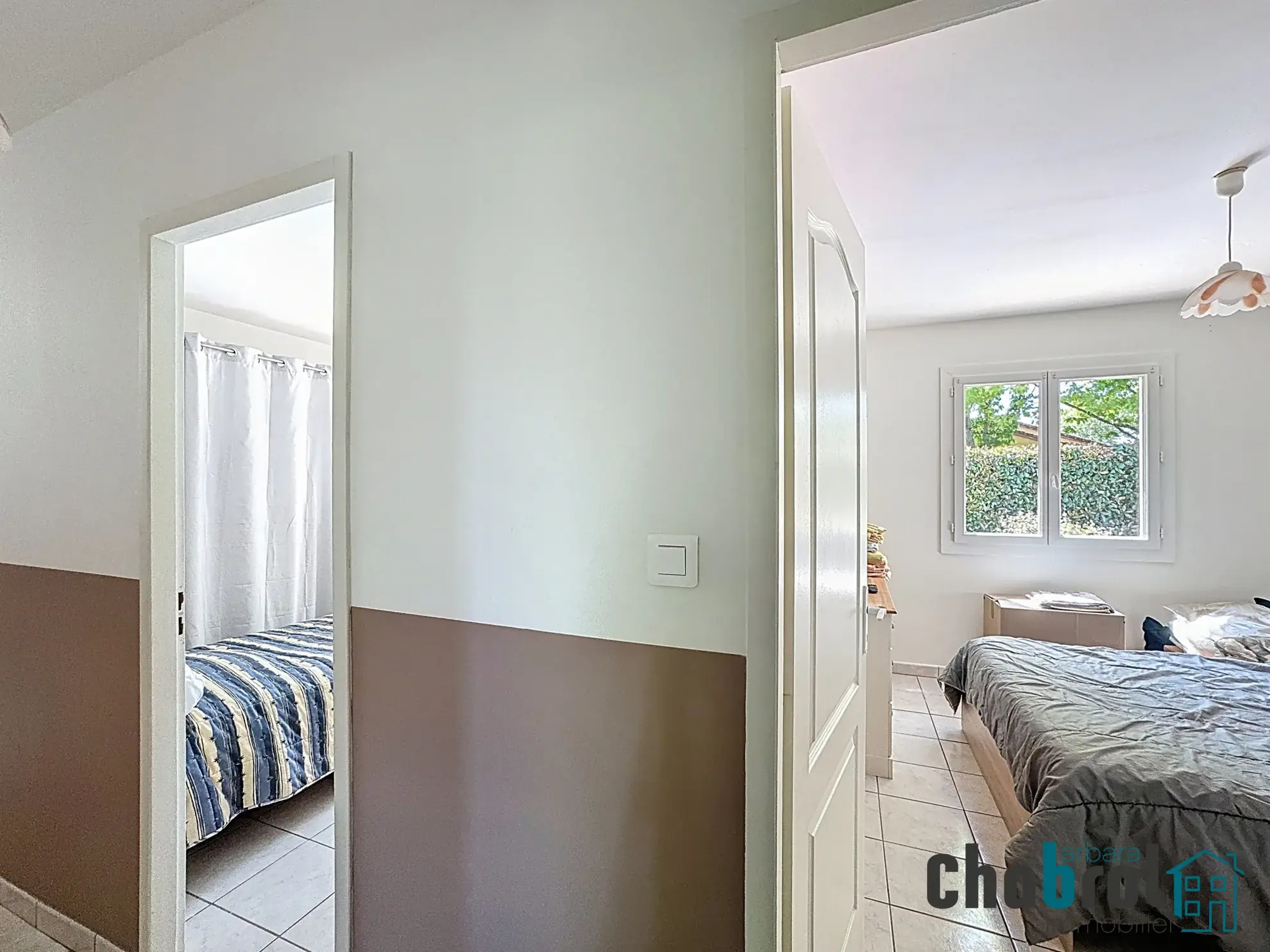 Maison de plain-pied avec piscine et 4 chambres à Campsas 