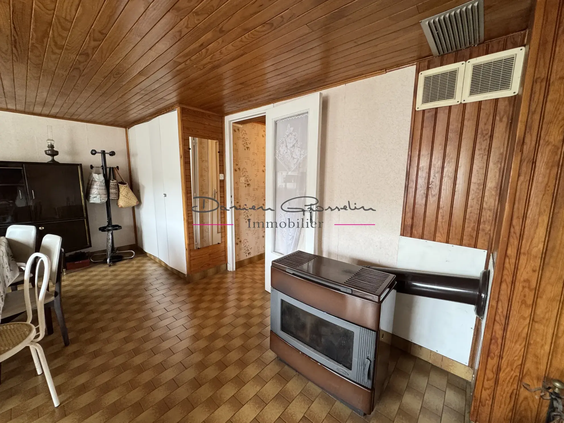 Magnifique villa avec vue dégagée sur terrain de 1503 m² à Mardore 