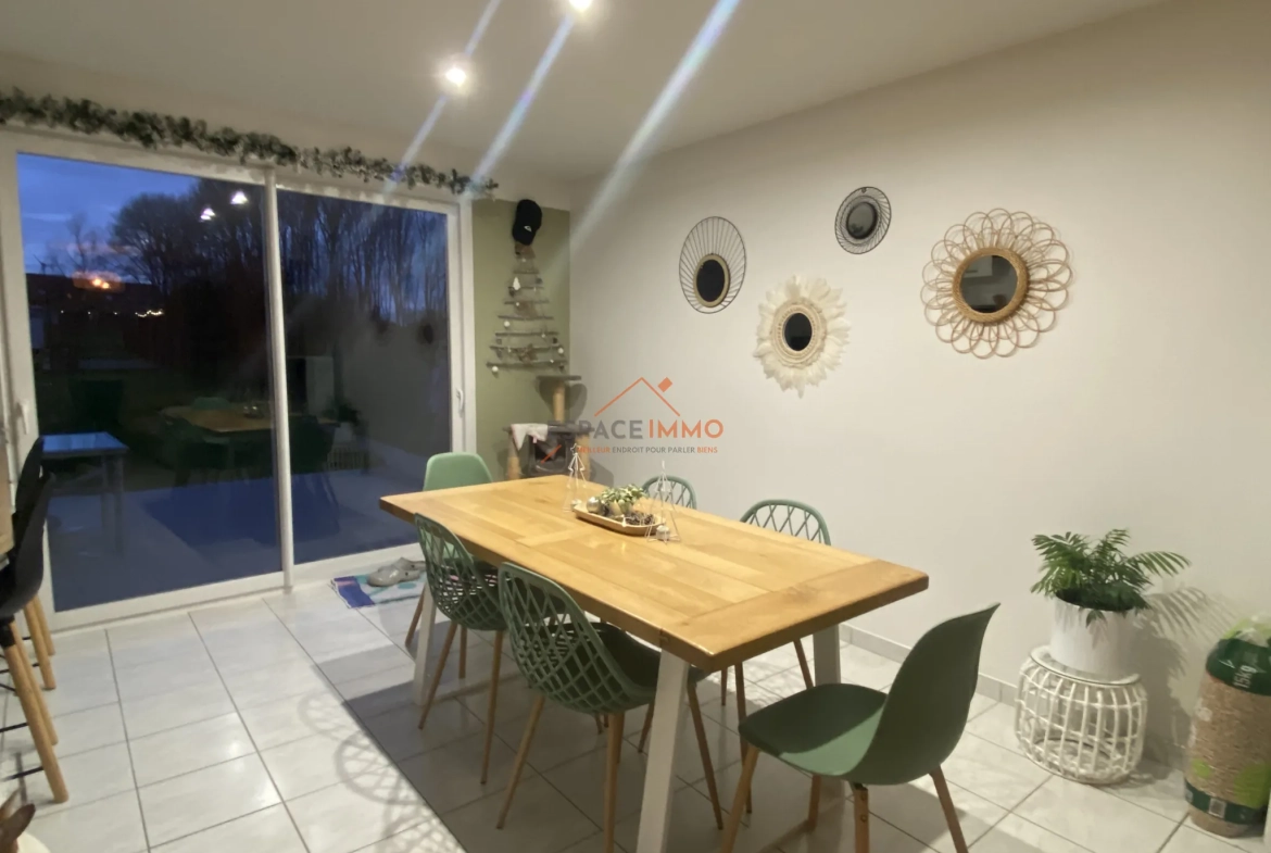 Maison individuelle de 93 m² avec 3 chambres, jardin et garage à Verchain-Maugré 