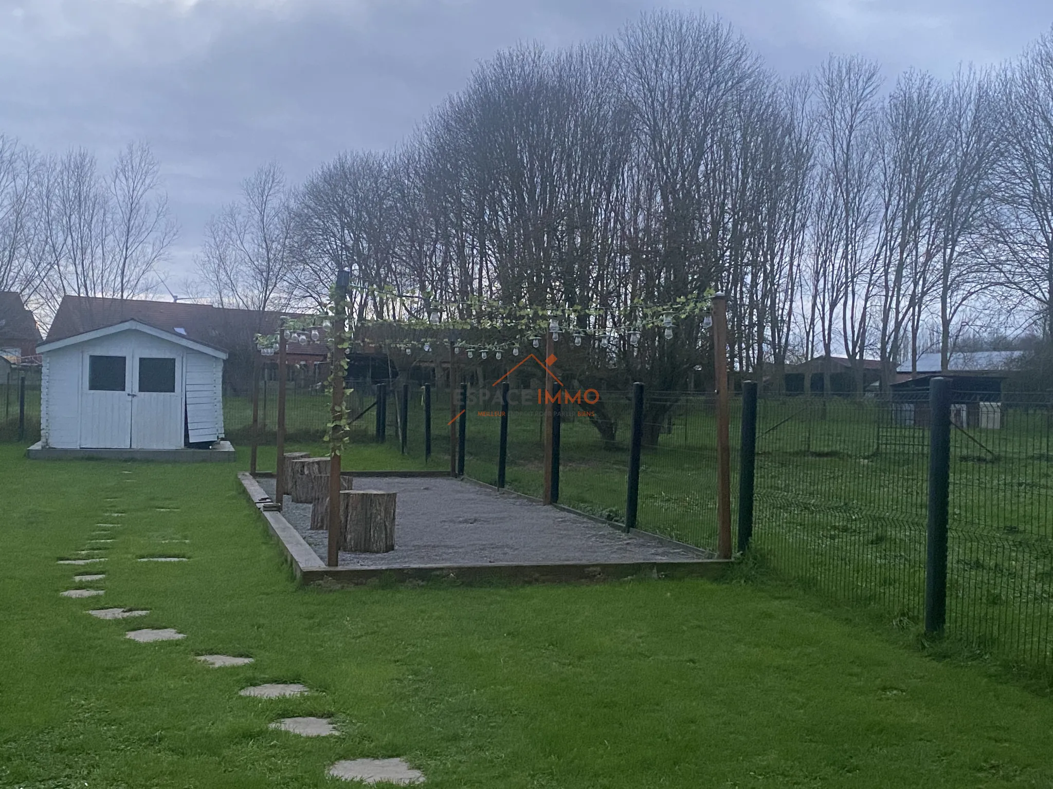 Maison individuelle de 93 m² avec 3 chambres, jardin et garage à Verchain-Maugré 