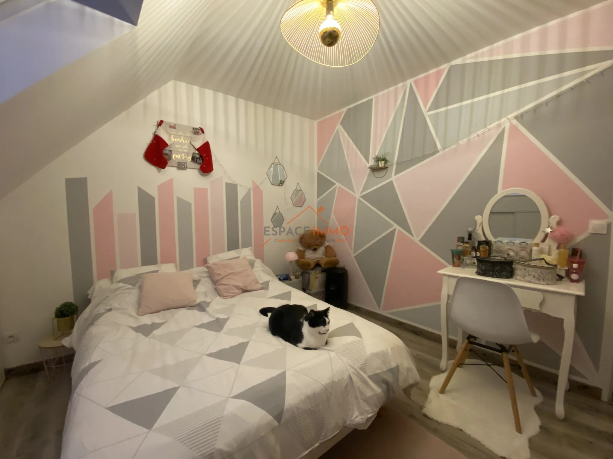 Maison individuelle de 93 m² avec 3 chambres, jardin et garage à Verchain-Maugré 