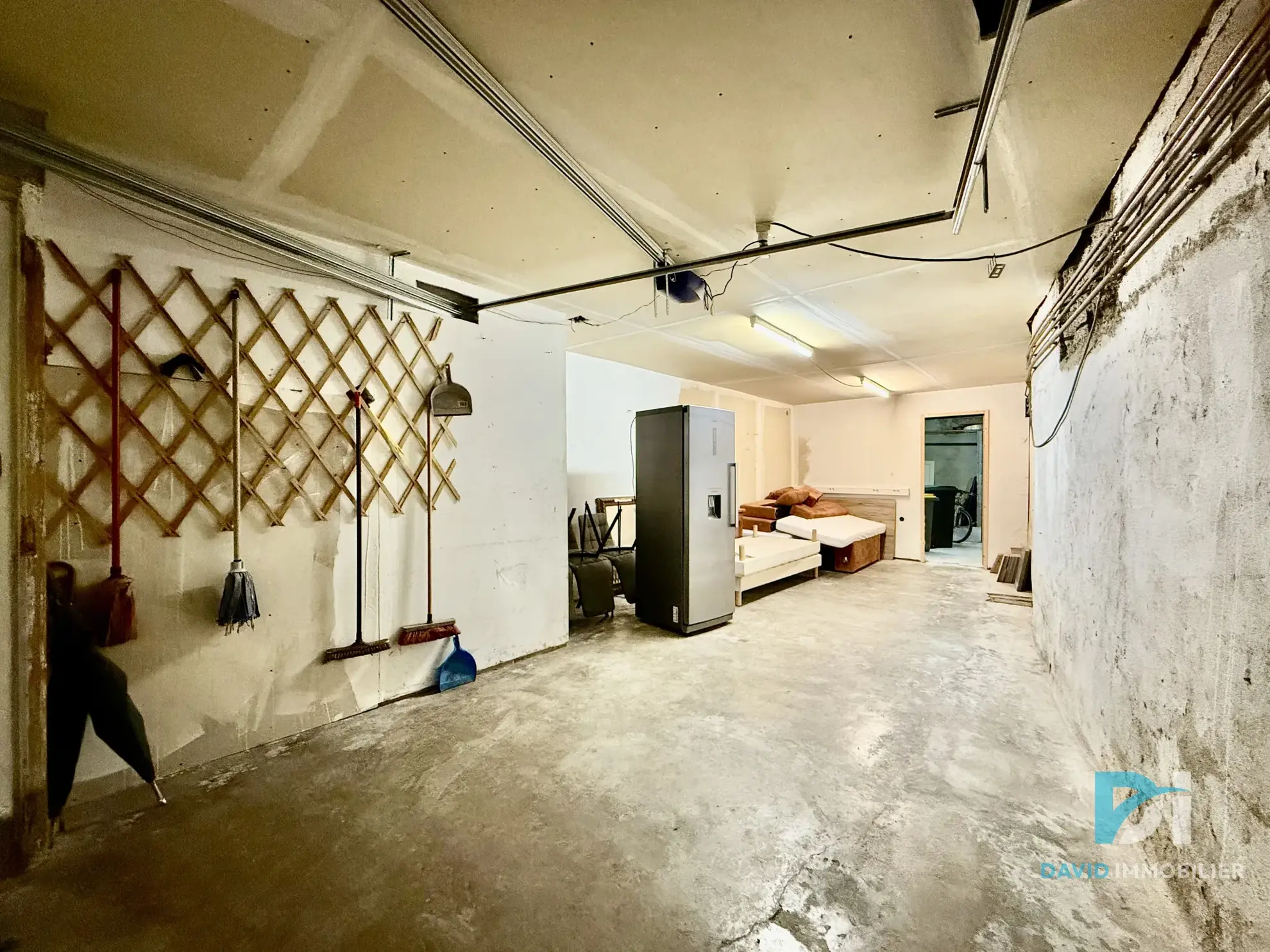 Maison de village rénovée de 91 m² avec garage et terrasse à Florensac 