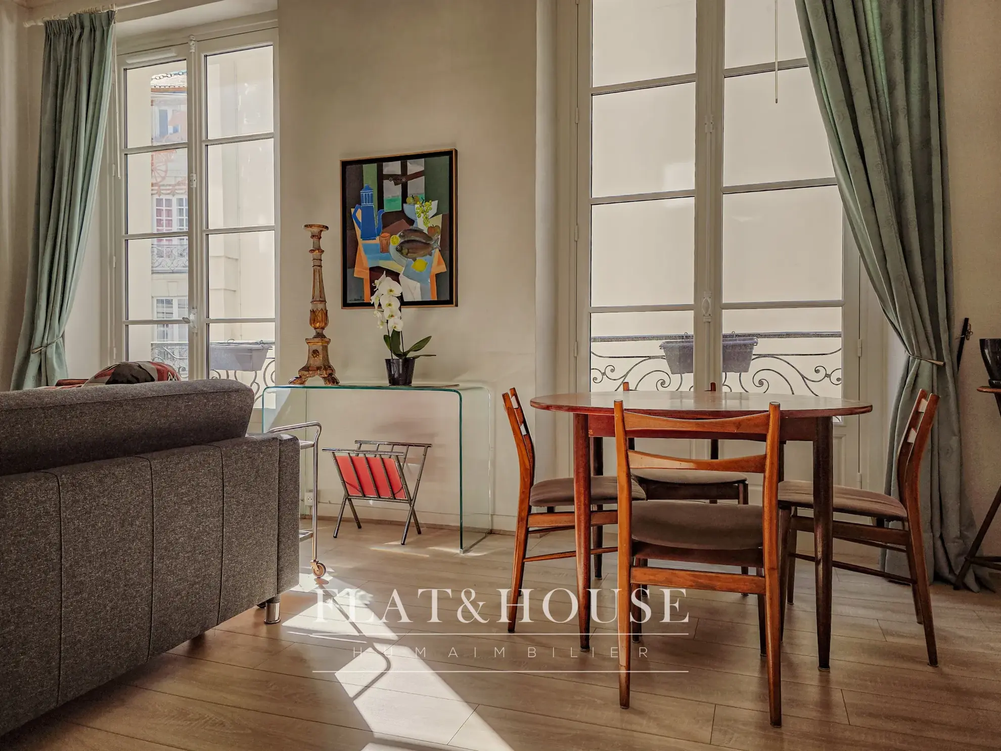 Appartement T2 lumineux de 61 m² à Nantes centre-ville 