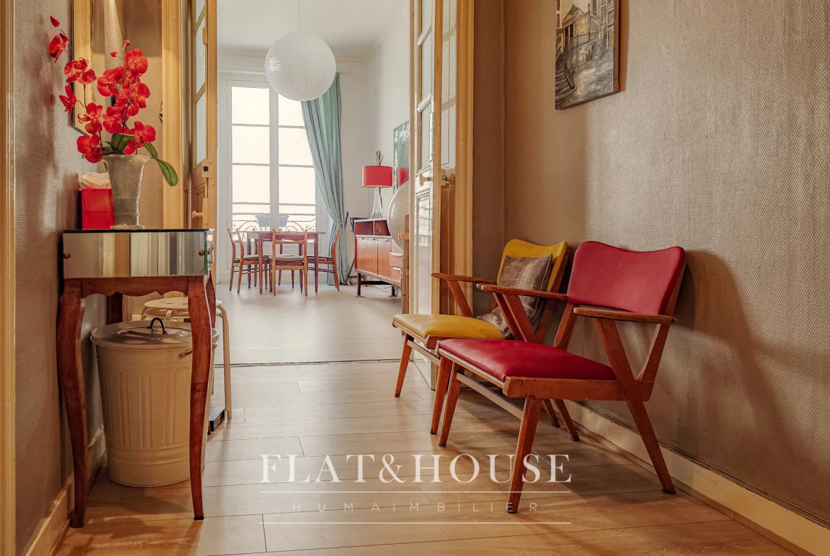 Appartement T2 lumineux de 61 m² à Nantes centre-ville 