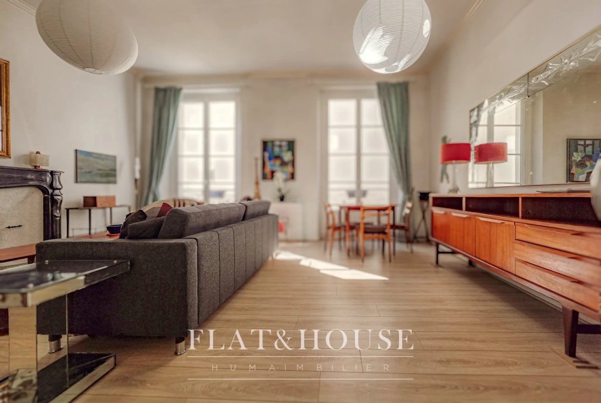 Appartement T2 lumineux de 61 m² à Nantes centre-ville 