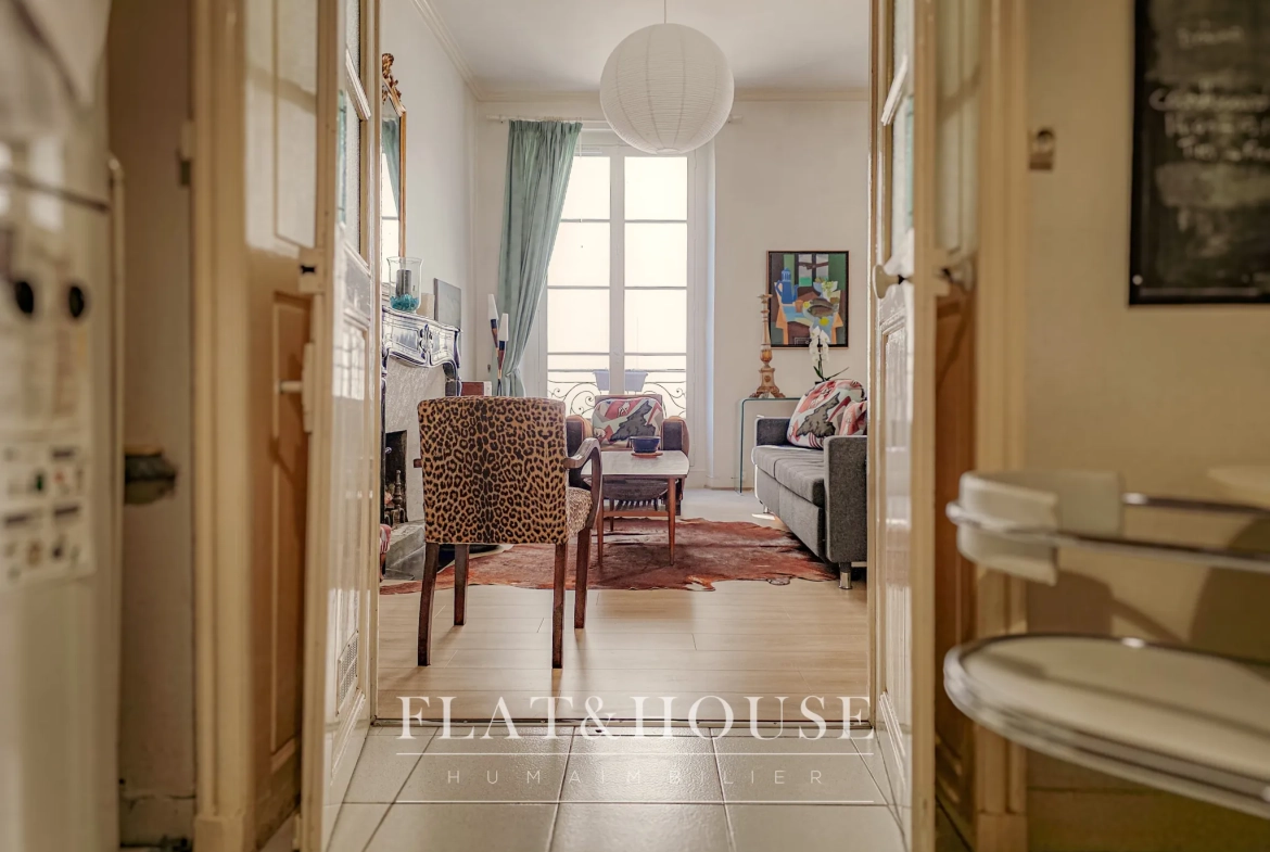 Appartement T2 lumineux de 61 m² à Nantes centre-ville 