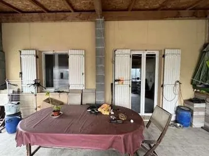 Maison familiale de 95 m² à Sorgues avec jardin et garage - Vente aux enchères 