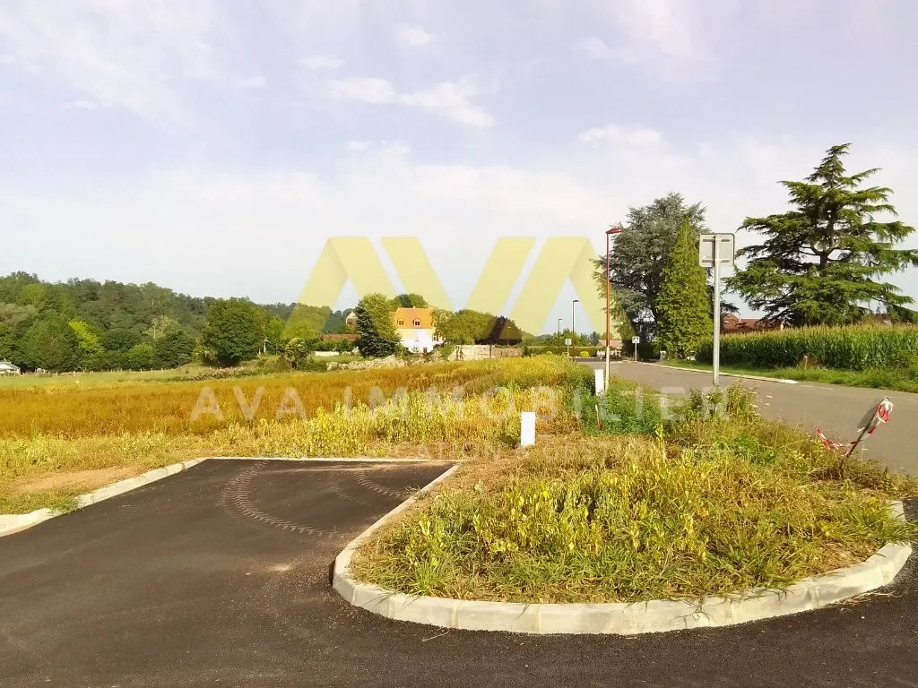 Terrain constructible de 1237 m² à Navarrenx, viabilisé et équipé 