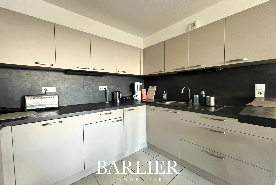 Appartement 3 pièces de 60m² avec balcon à Strasbourg, quartier de la Meinau 