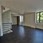 Maison à vendre au centre-ville d'Arsonval, 117 m² avec garage et 2 chambres à Brive-la-Gaillarde