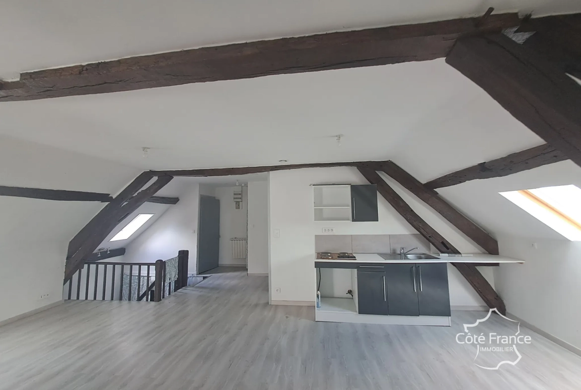 Appartement lumineux de 67 m² dans la cité médiévale de Laon 
