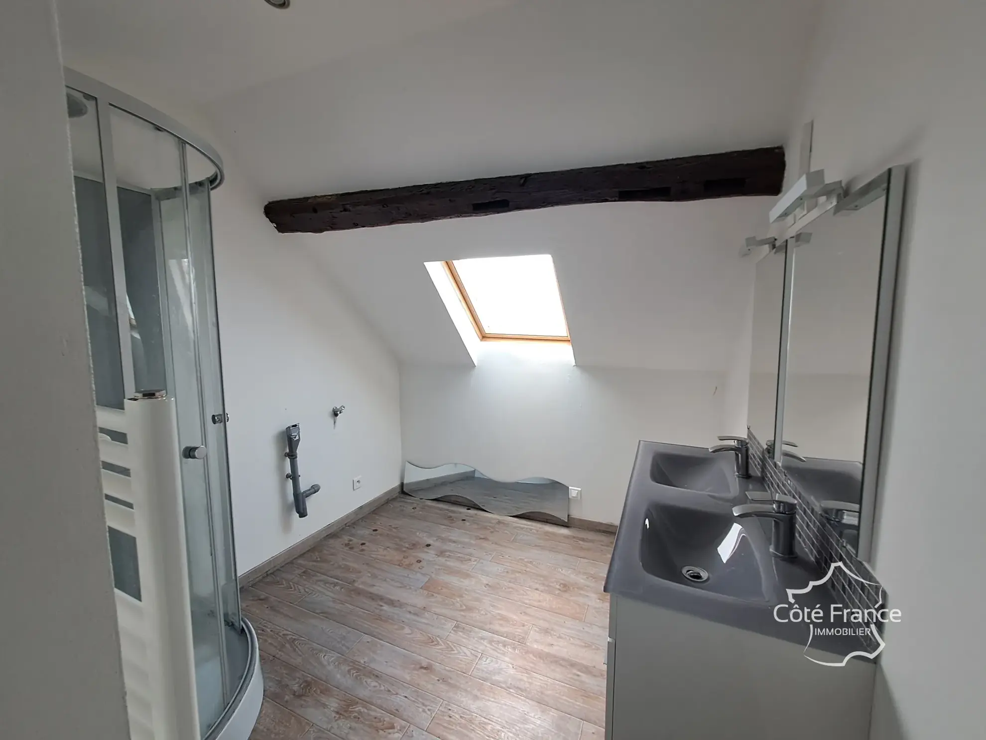 Appartement lumineux de 67 m² dans la cité médiévale de Laon 