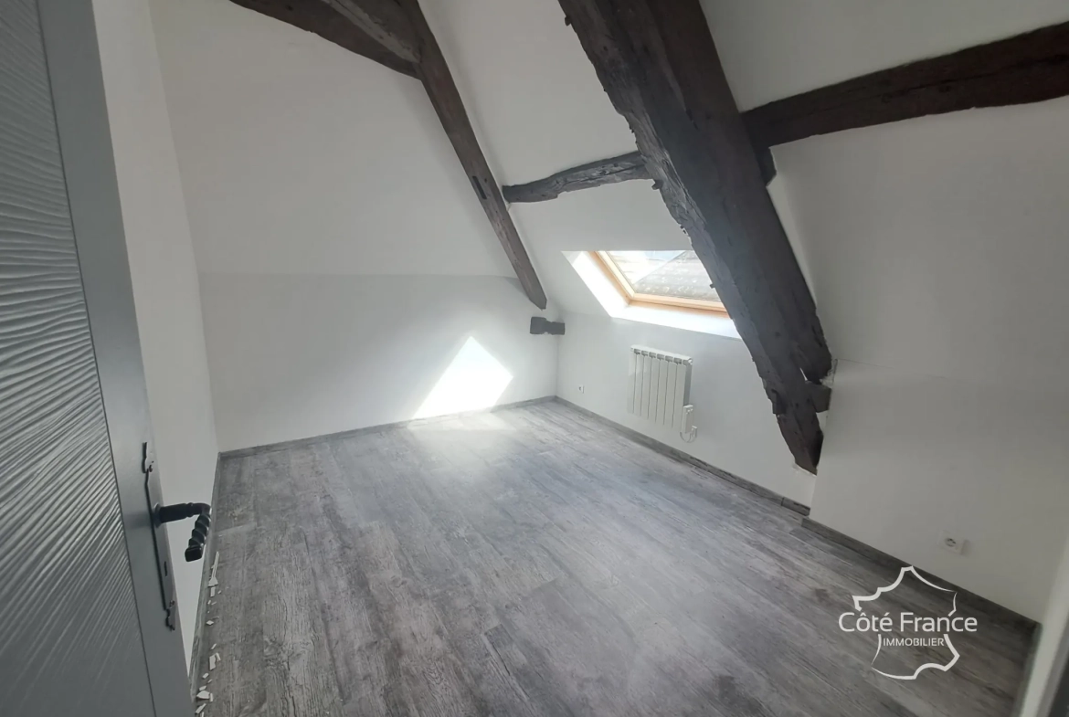 Appartement lumineux de 67 m² dans la cité médiévale de Laon 
