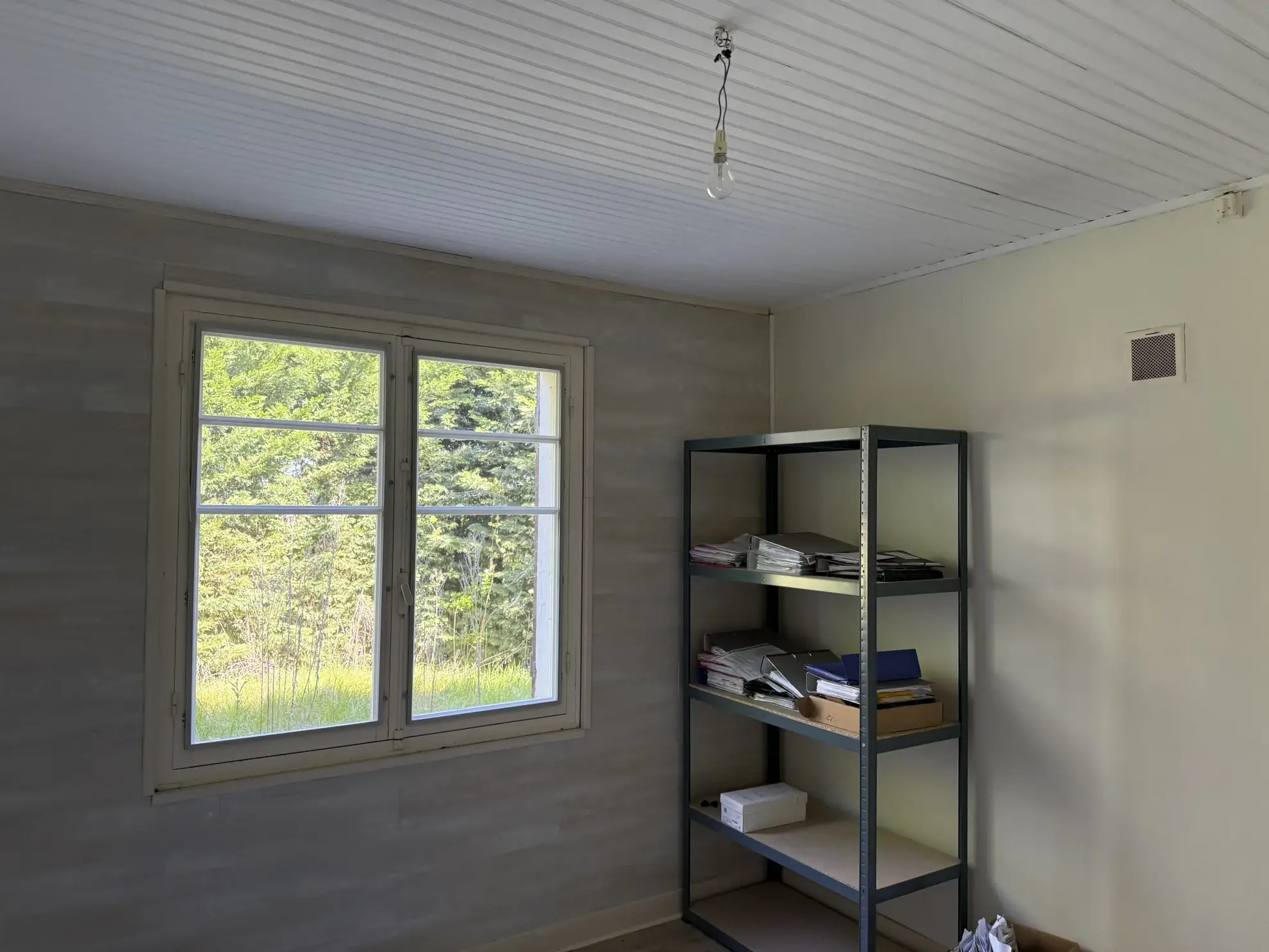 Maison de hameau de 206 m² avec dépendances et terrain arboré près de Larroque-sur-losse 