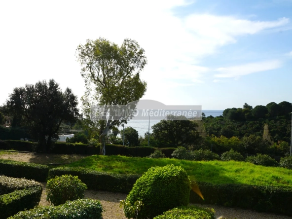 Studio avec Vue Mer à Cavalaire-sur-Mer proche de la plage