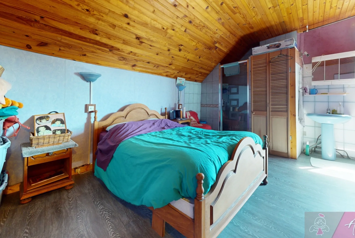 Belle maison individuelle de 117m² avec garage et terrain arboré à Fontaine les Clerval 